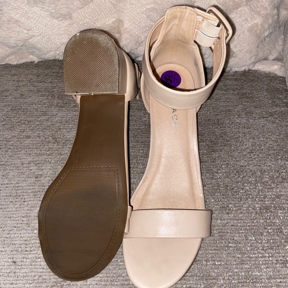 Nude kitten 2 strap heel - Picture 3 of 4